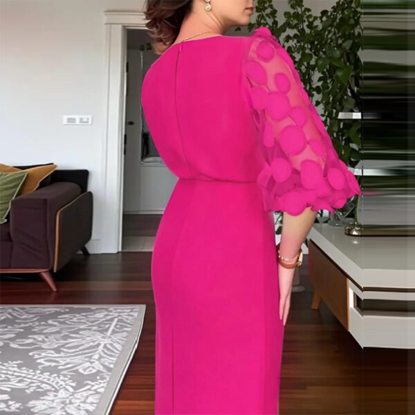 Vestido ajustado con mangas de encaje y lunares para mujer