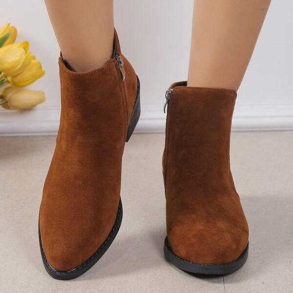 0e4a488b-1dd7-4979-b590-d134230060a7.jpg Botas de nieve con cuña de color liso para mujer