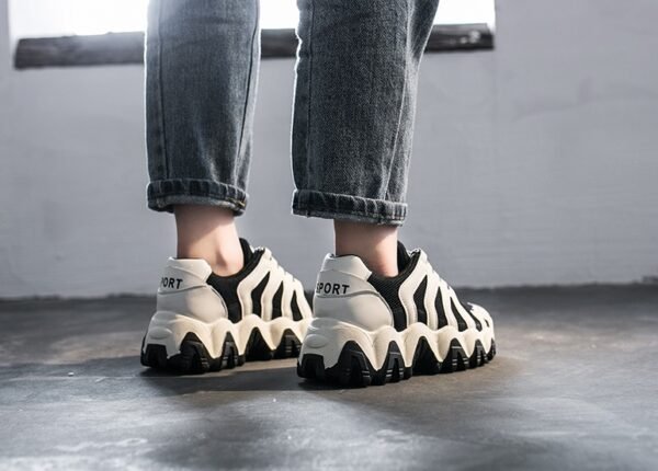 Zapatos de estudiantes